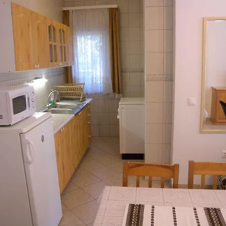 Apartman In 20675 *